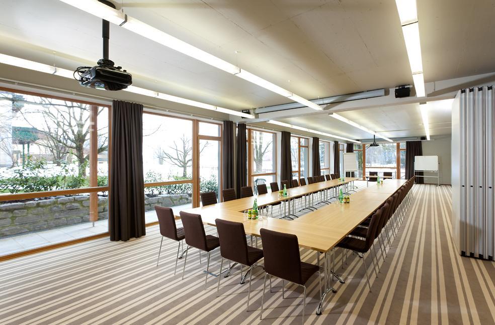 אוברטרום אם זי Hotel Gasthof Neumayr מראה חיצוני תמונה