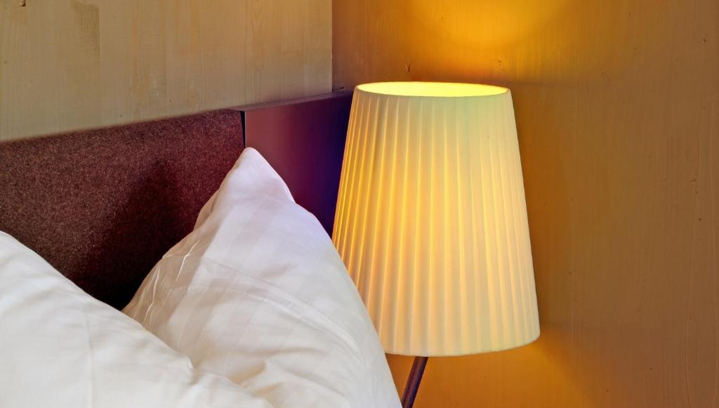 אוברטרום אם זי Hotel Gasthof Neumayr מראה חיצוני תמונה